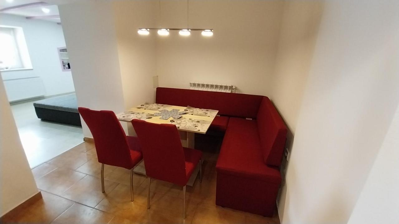 אומאג Apartment Goran & Nela מראה חיצוני תמונה